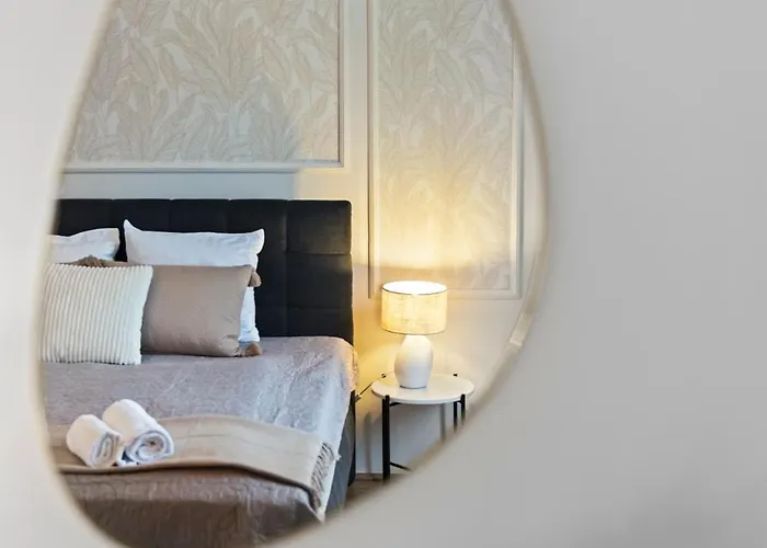 Rochus-Market City Apartment Is Calling - By 4Ty3 Apartments